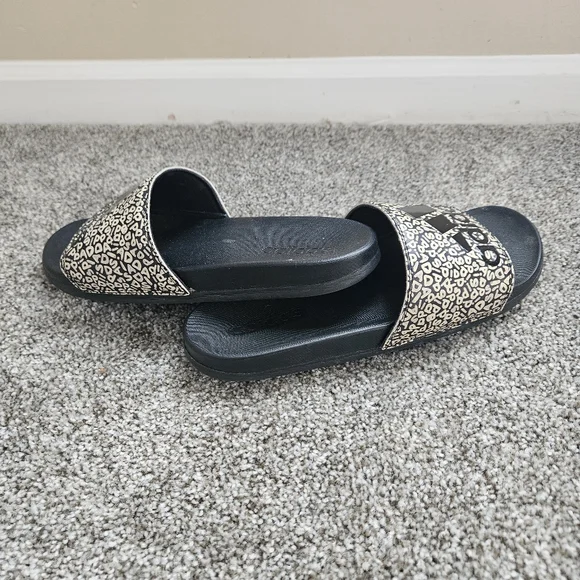 Adidas Black and Tan Slide Size 11 Slides/Sandals - Picture 6 of 11